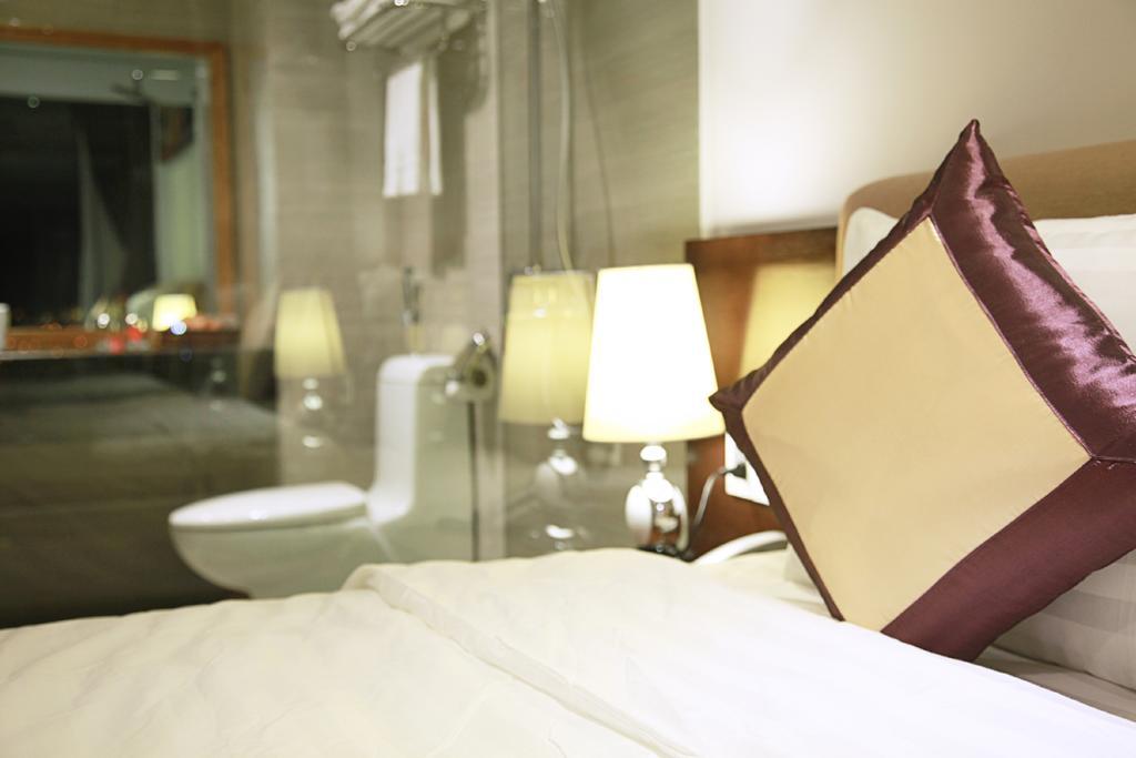 Hoang Dai 2 Hotel Danang Exterior photo